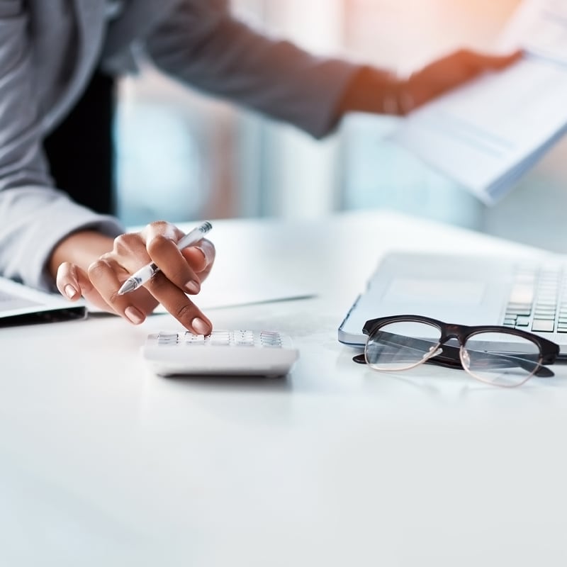 Půjčka pro dlužníky: konsolidace dluhů a exekucí bez ztráty bydlení a firmy.